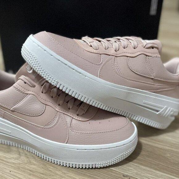 Nike AF1 PLT.AF.ORM🔥New Women Pink/White Casual Shoes DJ9946 602 - Picture 2 of 9